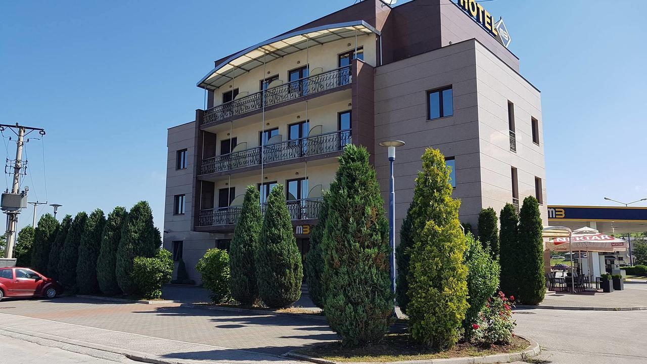 Hotel M3 Donje Mladice Exterior foto